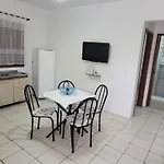 Apto 02 Centrinho Ingleses